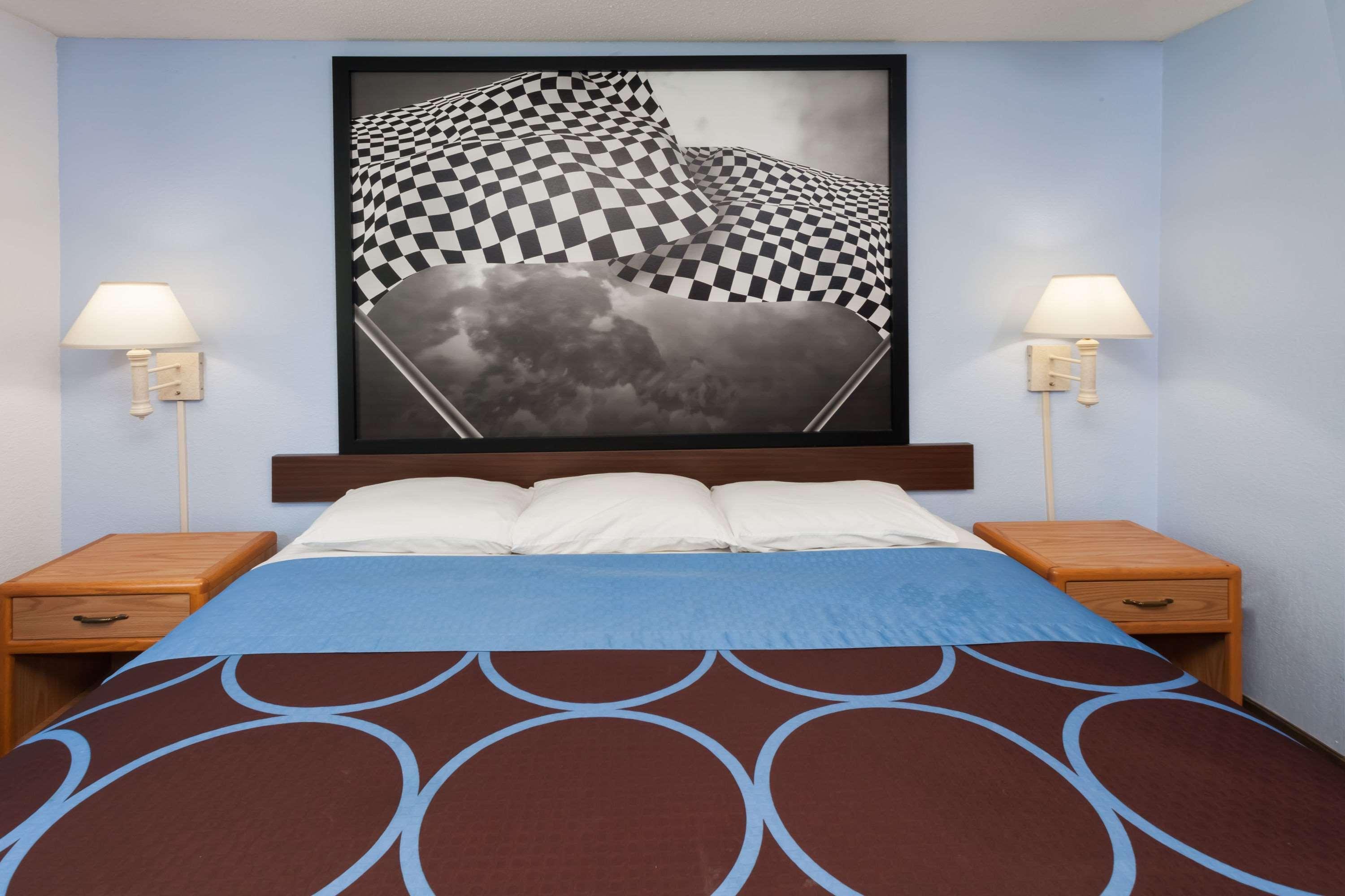 Hotel Super 8 By Wyndham Huntington Exterior foto